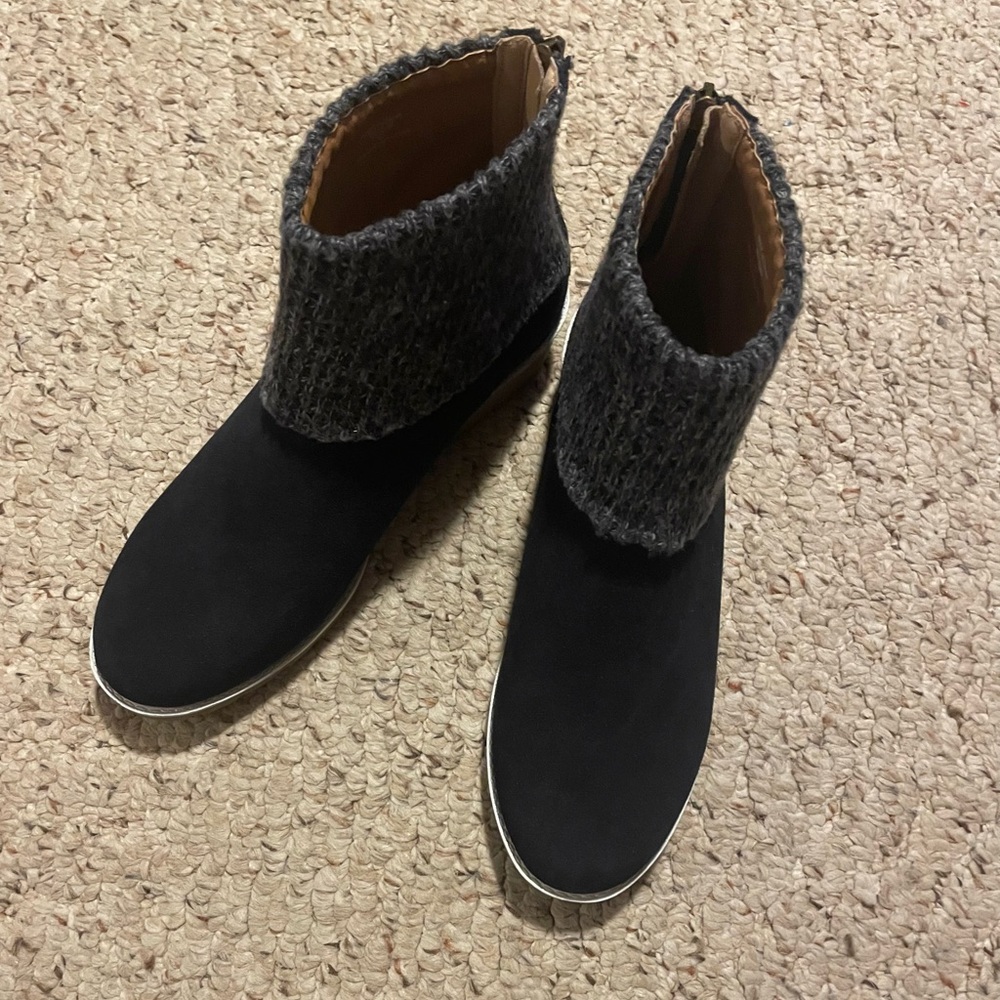 Navy, faux suede booties